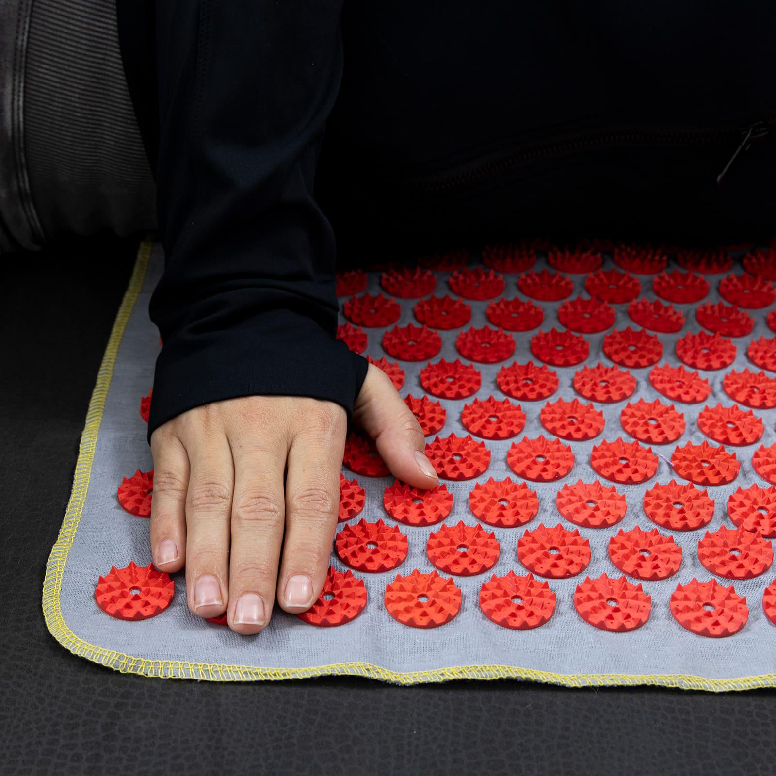 Набор OSPORT Set 111 коврик для йоги/аппликатор Кузнецова/массажный ролик (n-0144-01-0307-01) - фото 5