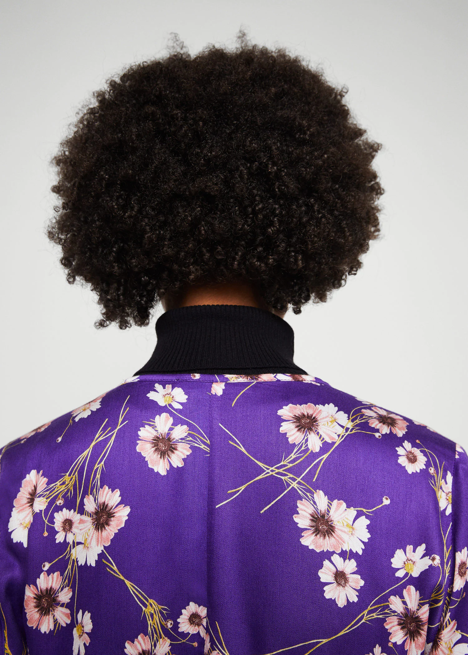 Блузка Mango M Фиолетовый (2000000822136) - фото 4 Блузка Mango M Фиолетовый (2000000822136) - фото 4