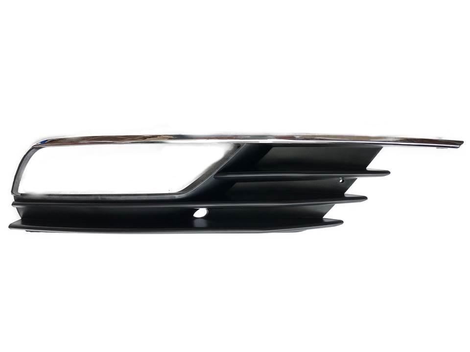 Решетка бампера AVTM Audi A3 Sedan 12-16 правая с отверстием под противотуманки + молдинг 8V5807682A9B9 (1224 912)