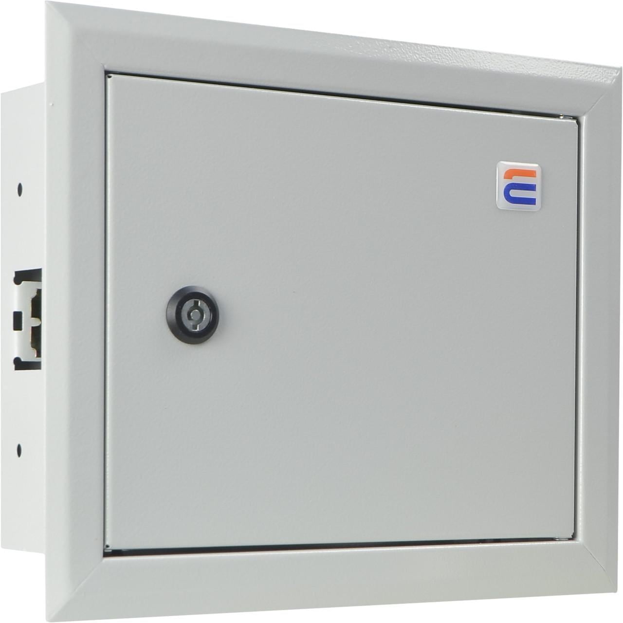 Корпус модульный металлический 12 модулей встроенный IP31 UBox (A0260010001)