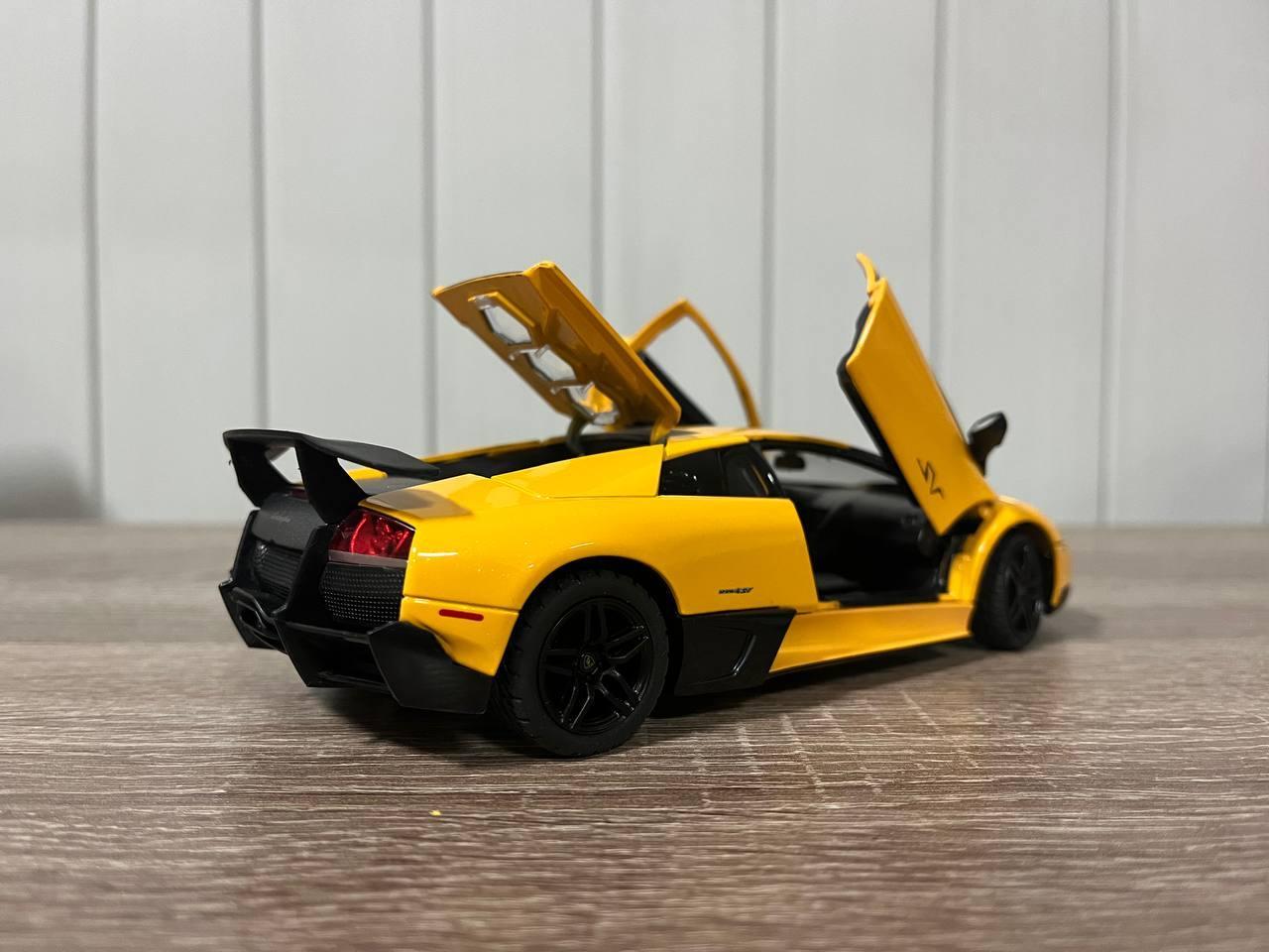 Игрушечная машинка Rastar Lamborghini LP670-4 1/24 металлическая (39300) - фото 3 Игрушечная машинка Rastar Lamborghini LP670-4 1/24 металлическая (39300) - фото 3