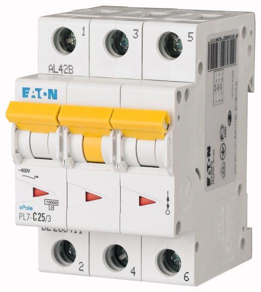 Автоматический выключатель Eaton PL7-C25/3 характеристика-C 3P 25А (263411)