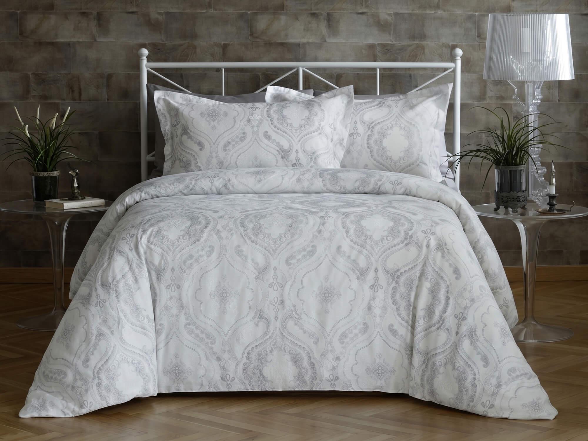 Комплект постільної білизни PAVIA NORA GREY сатин 240х260 см Сірий