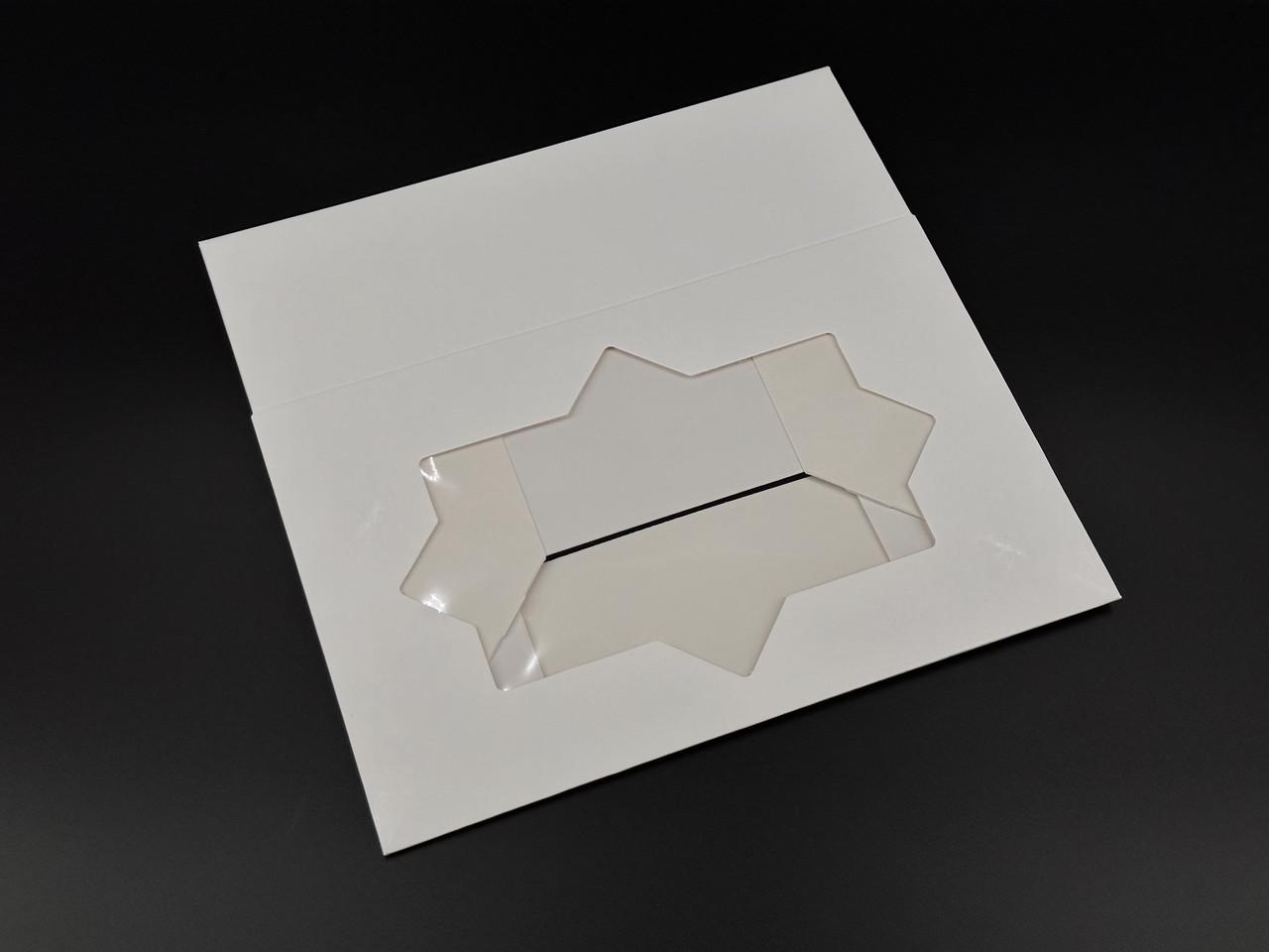 Коробка подарочная сборная с прозрачным окном картонная 22,5х14,5х7 см Белый (OA-63) - фото 2 Коробка подарочная сборная с прозрачным окном картонная 22,5х14,5х7 см Белый (OA-63) - фото 2