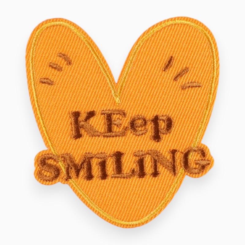 Термоаппликация Heart KEep Smiling вышитая 6,5х6 см 1 шт. Оранжевый (АК6560с33)