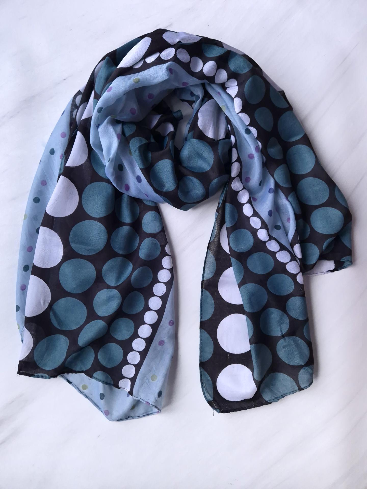 Шарф-палантин жіночий в різнокольорові горошки весна-осінь 172х110 см Блакитний (15081)