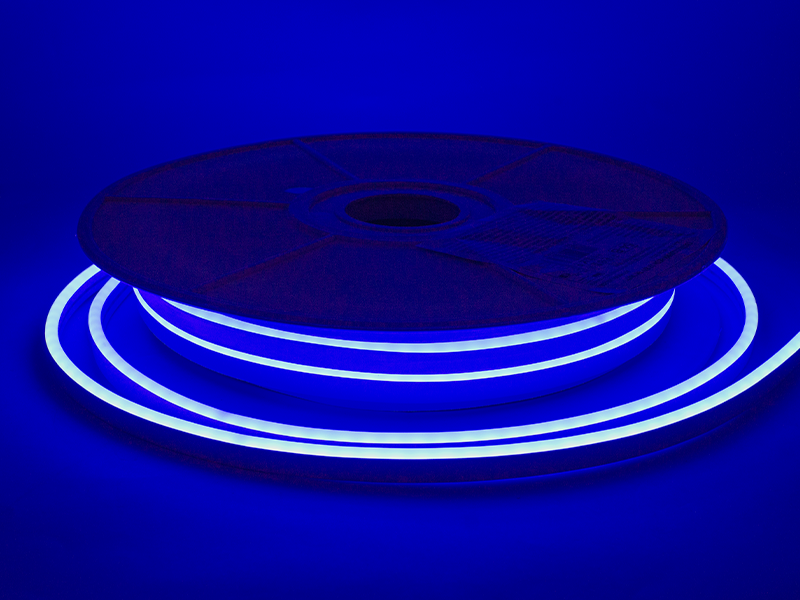 Неон світлодіодний AVT 54-B 6x12 мм 2835 120 LED 12V 11 Вт/м IP65 Синій (8845) - фото 2 Неон світлодіодний AVT 54-B 6x12 мм 2835 120 LED 12V 11 Вт/м IP65 Синій (8845) - фото 2