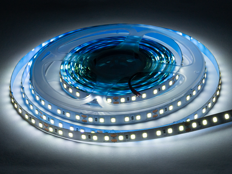 Светодиодная лента LED UA 2835 120 LED 8 мм 24 В 9 Вт/м IP20 Белый (6115) Светодиодная лента LED UA 2835 120 LED 8 мм 24 В 9 Вт/м IP20 Белый (6115)