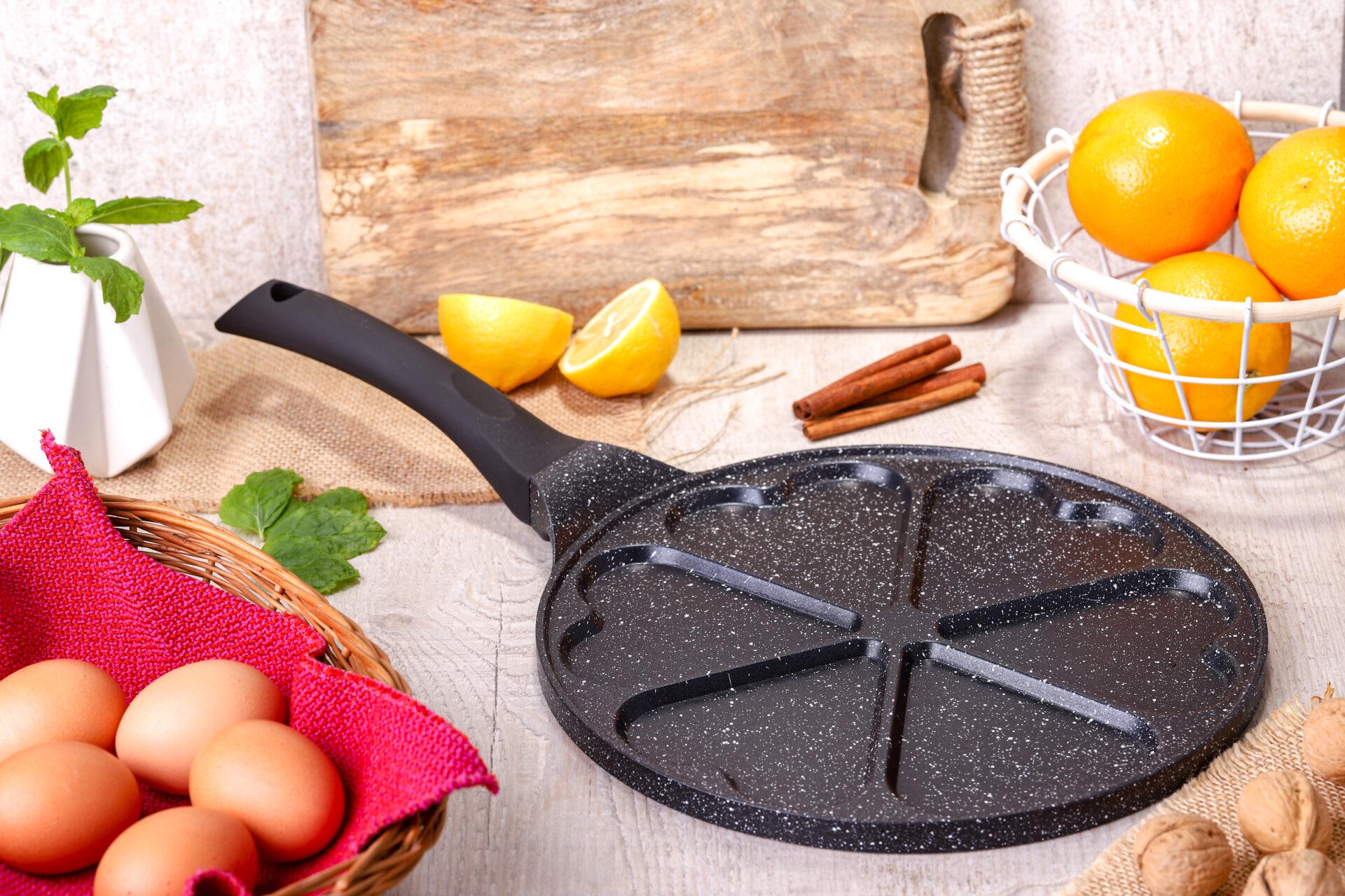 Сковорода для оладок Edenberg EB-7514 Серце із мармуровим покриттям антипригарним 27 см (EB-7514) - фото 4