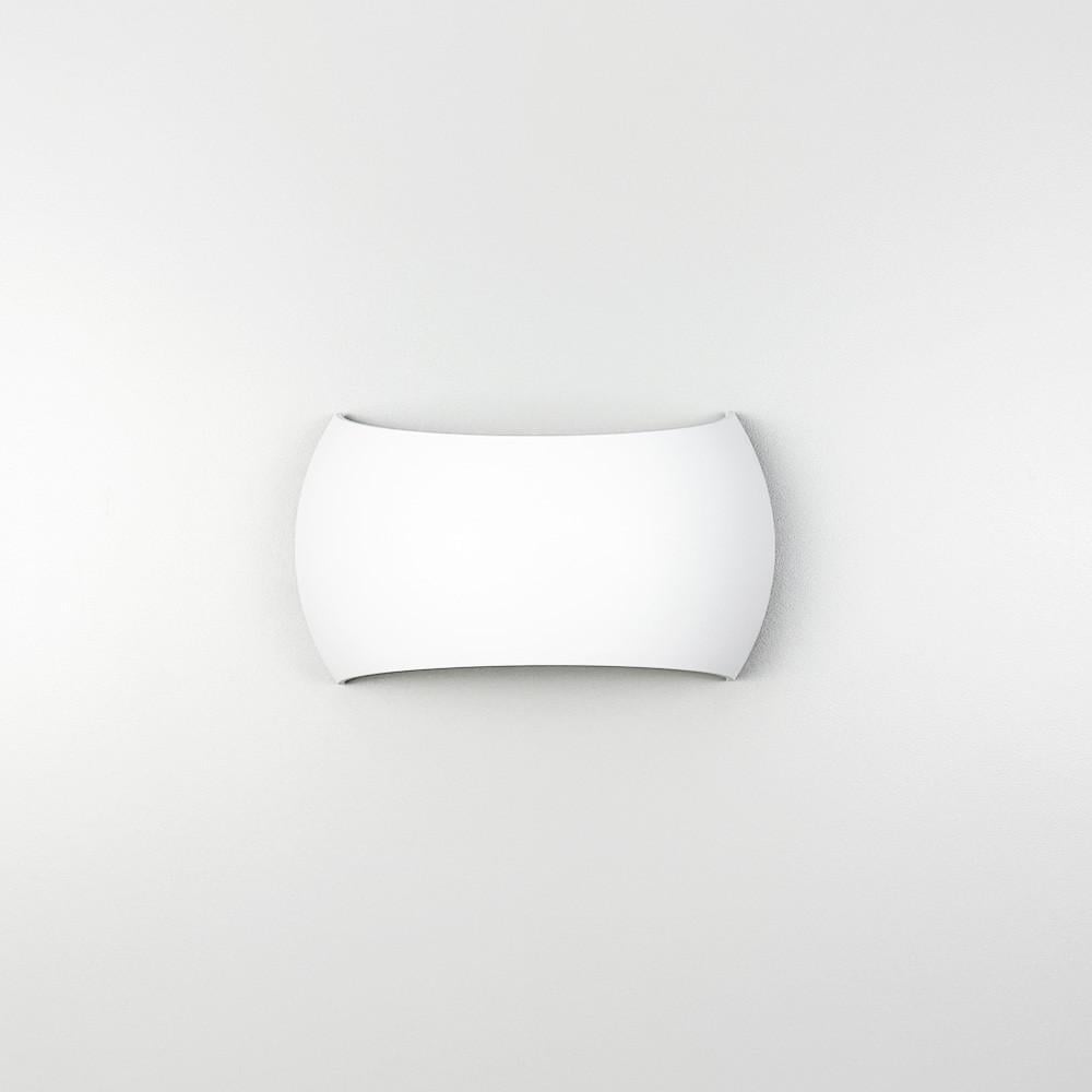 Бра в округлом корпусе 18х10 см (WB 9/180 WT)