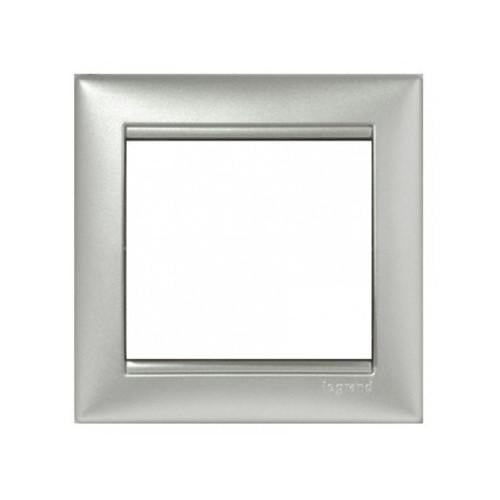 Рамка одноместная Legrand Valena Алюминий (770151) Рамка одноместная Legrand Valena Алюминий (770151)