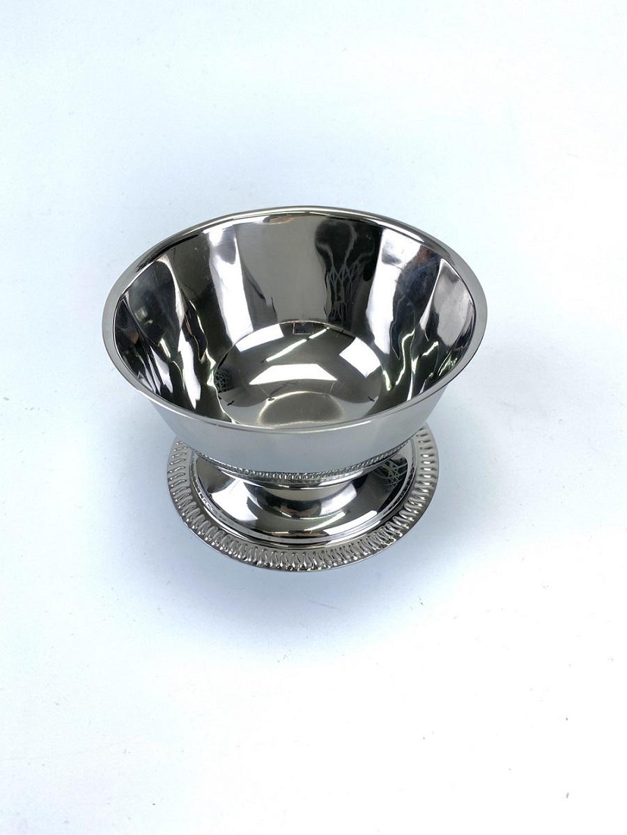 Креманка на ніжці One Chef 500 мл з нержавіючої сталі d 13 см h 8 см - фото 2 Креманка на ніжці One Chef 500 мл з нержавіючої сталі d 13 см h 8 см - фото 2