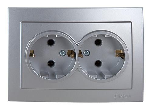 Розетка двомісна Nilson Touran з заземленням Срібний (00000011855) Розетка двомісна Nilson Touran з заземленням Срібний (00000011855)
