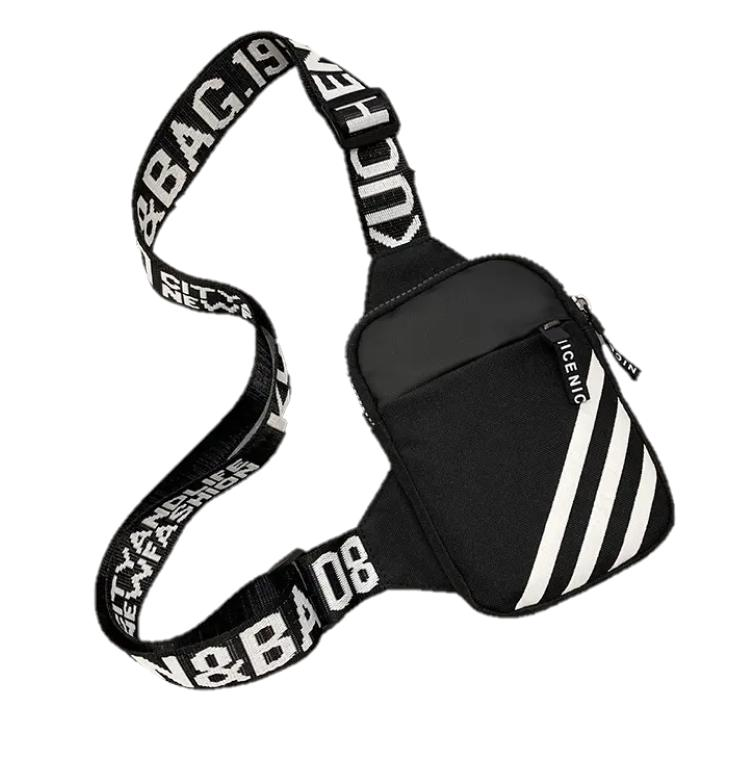 Сумка-мессенджер через плечо с принтом Три полоски (21542881)