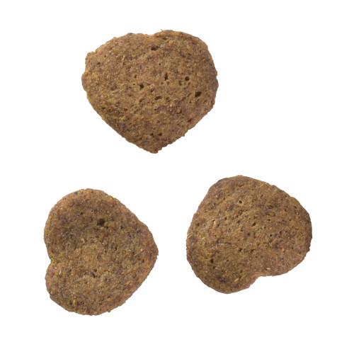 Ласощі для котів Brit Care Superfruits Insect 100 г комахи - фото 4 Ласощі для котів Brit Care Superfruits Insect 100 г комахи - фото 4