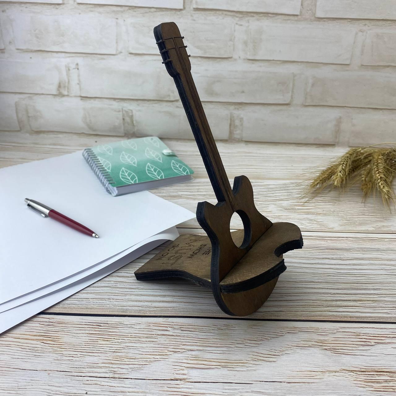 Підставка для телефону настільна Гітара з фанери (21051539) - фото 2 Підставка для телефону настільна Гітара з фанери (21051539) - фото 2