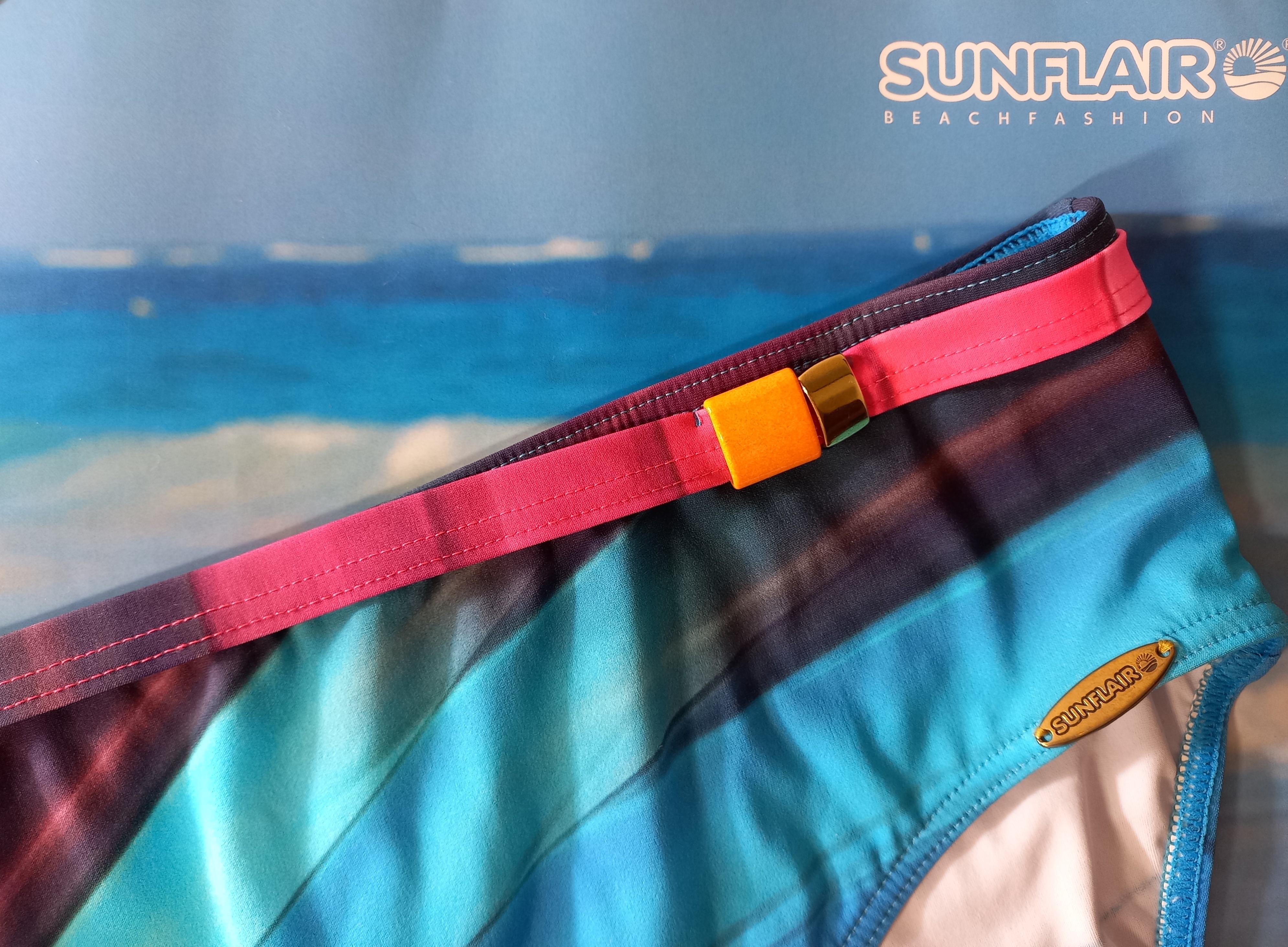 Жіночий купальник Sunflair Beachfashion Shadow Red Bikini 21330s 40E Райдужний (10623981) - фото 4 Жіночий купальник Sunflair Beachfashion Shadow Red Bikini 21330s 40E Райдужний (10623981) - фото 4