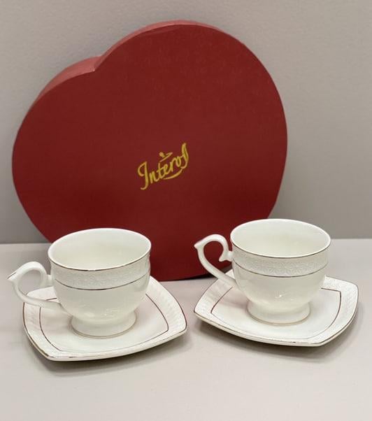 Сервіз для чаю Снігова Корольова порцеляновий 4 предмети 280 мл у подарунковій упаковці (506710-4)