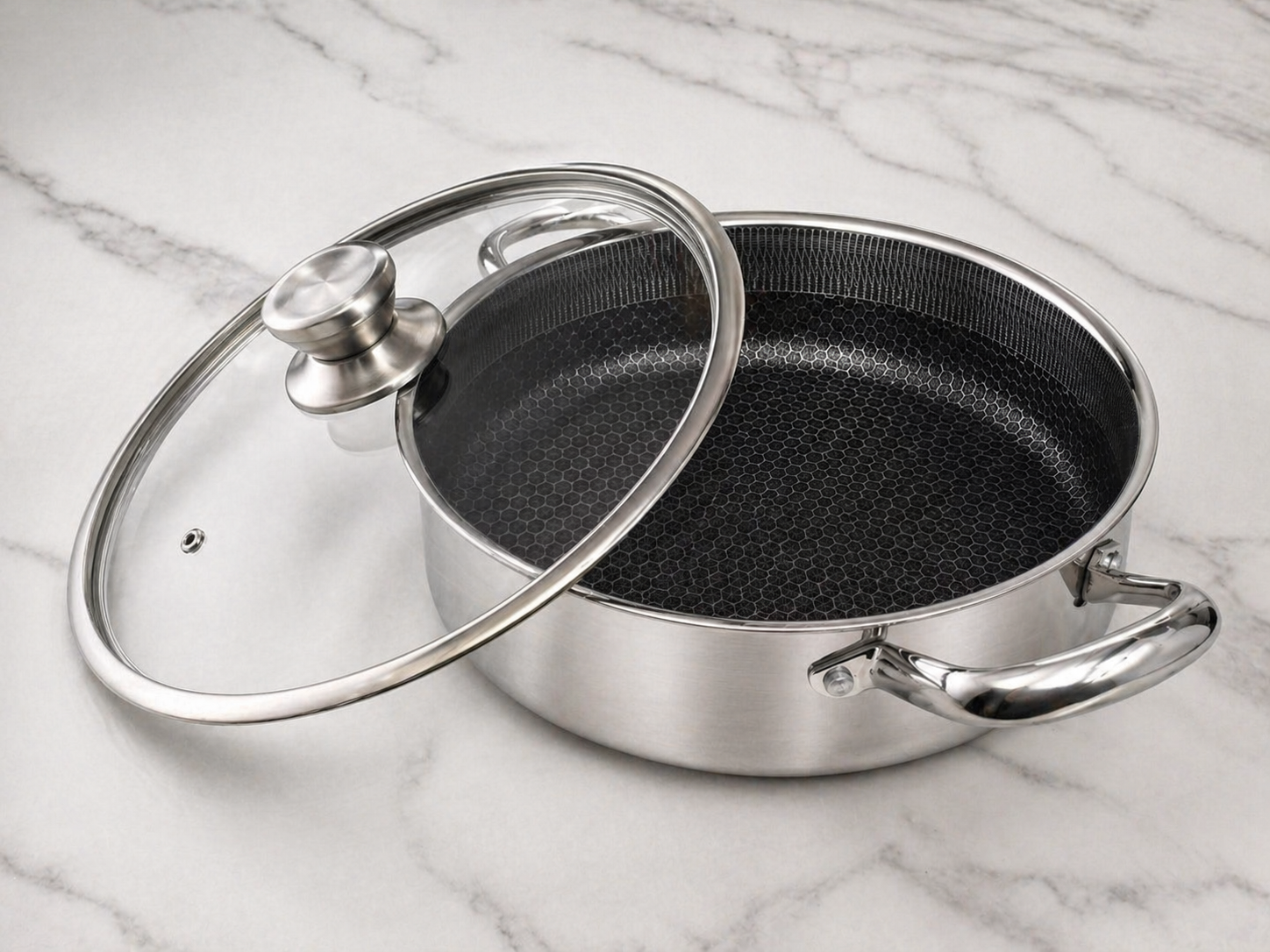 Сковорода-сотейник с крышкой из нержавеющей стали 316L антипригарные соты d 32 см (7587)