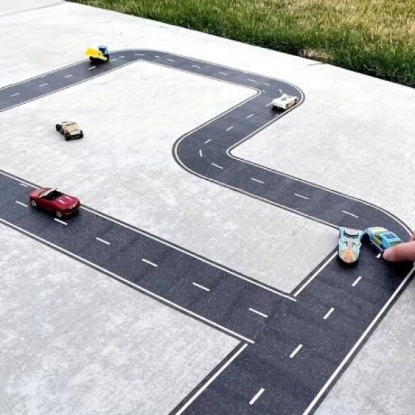 Набір машинок з мультфільму Тачки 12 шт. та дорожні знаки 11 шт. - фото 4