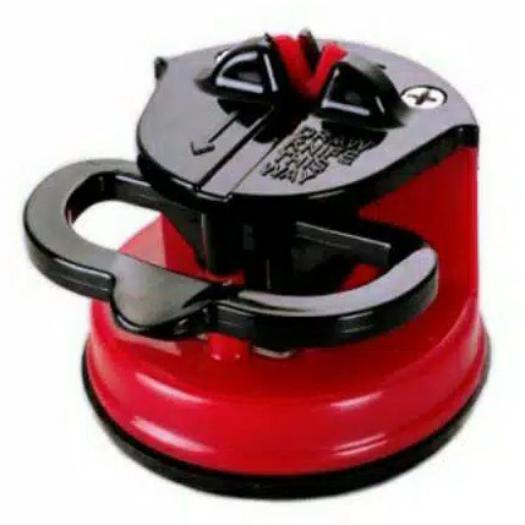 Точилка для кухонних ножів на присосці пластикова 5х5 см