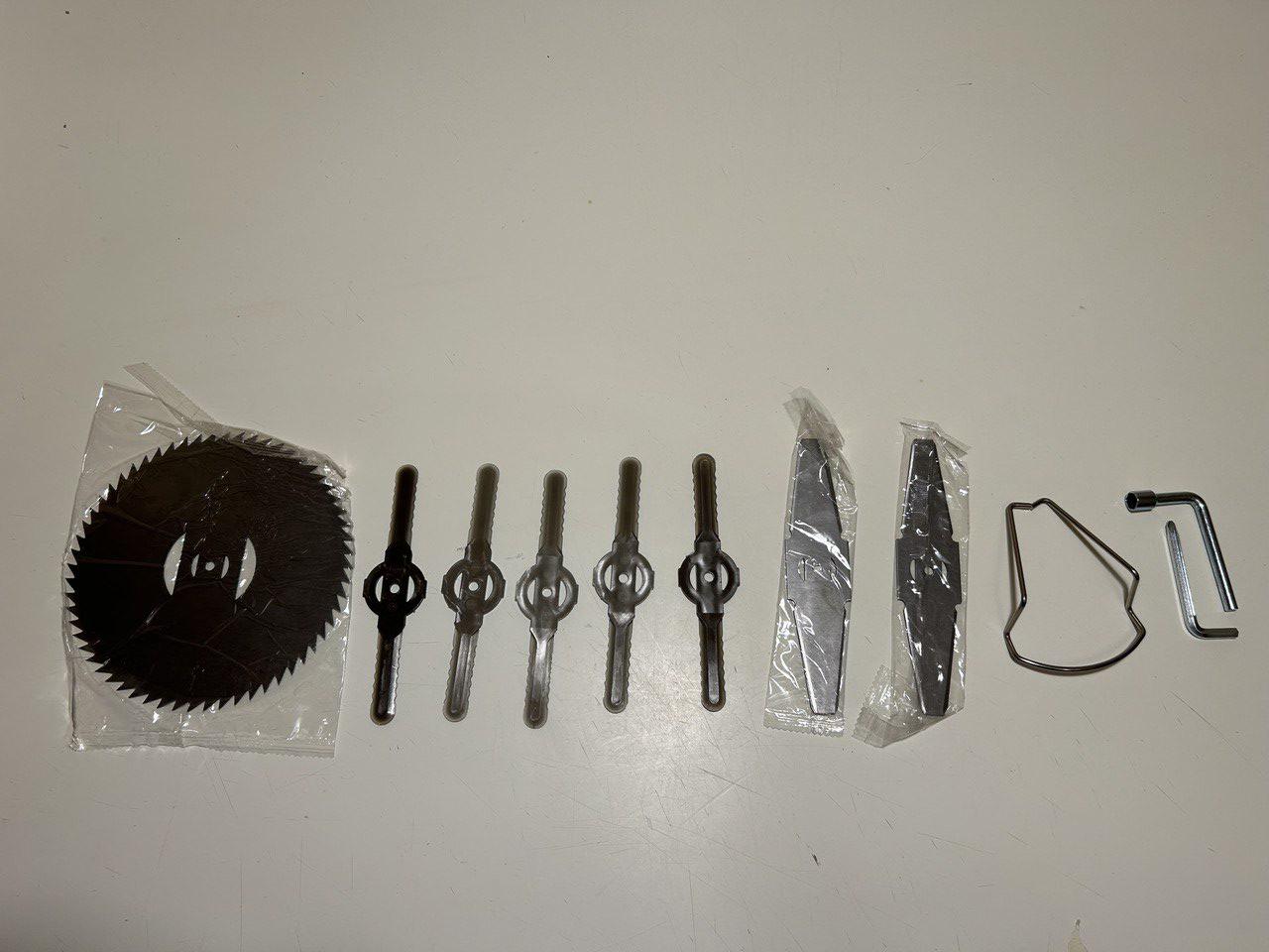 Тример садовий 48V 2 акуумулятори 3 види насадок (158) - фото 6 Тример садовий 48V 2 акуумулятори 3 види насадок (158) - фото 6