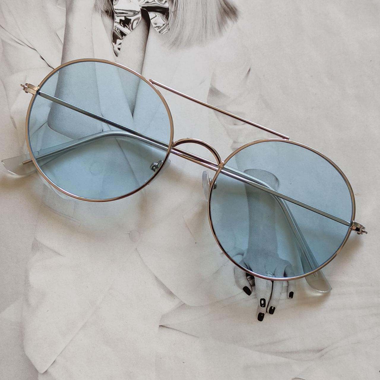 Солнцезащитные очки круглые с цветной линзой Голубой в серебре