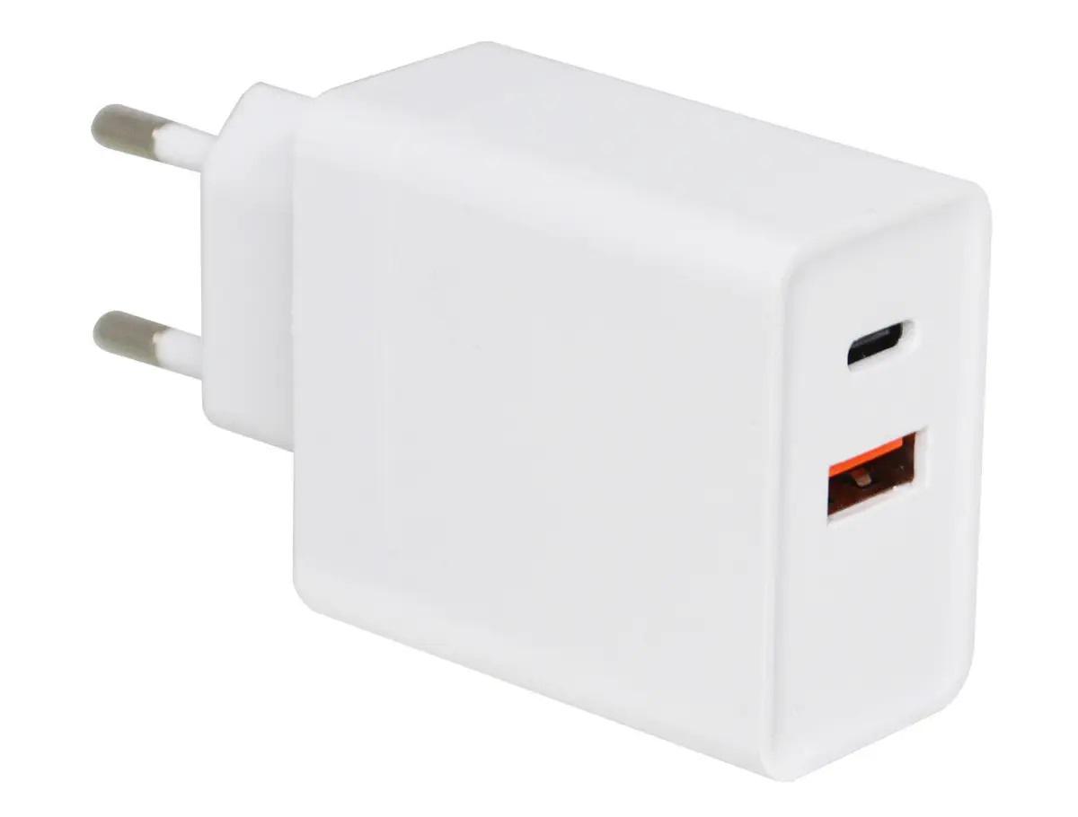 Зарядний пристрій 7614 240V USB-A USB Type-C 5V/3A Білий (P76143W)