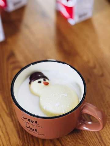 Снеговик ONLY Hot Chocolate Melting Snowman с мини маршмеллоу 75 г (22857821) - фото 2