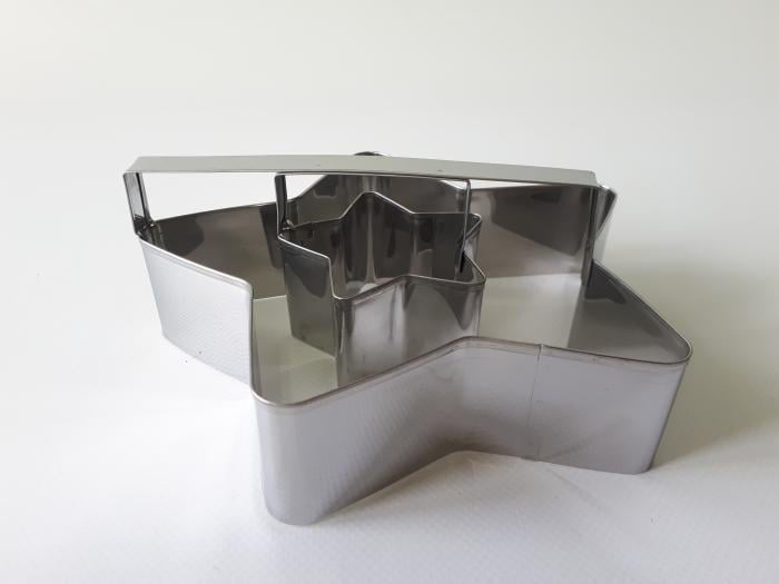 Форма для выпечки печенья каттер Вырубка Звезда металлическая L 15,5/6 см (18529) - фото 3 Форма для выпечки печенья каттер Вырубка Звезда металлическая L 15,5/6 см (18529) - фото 3