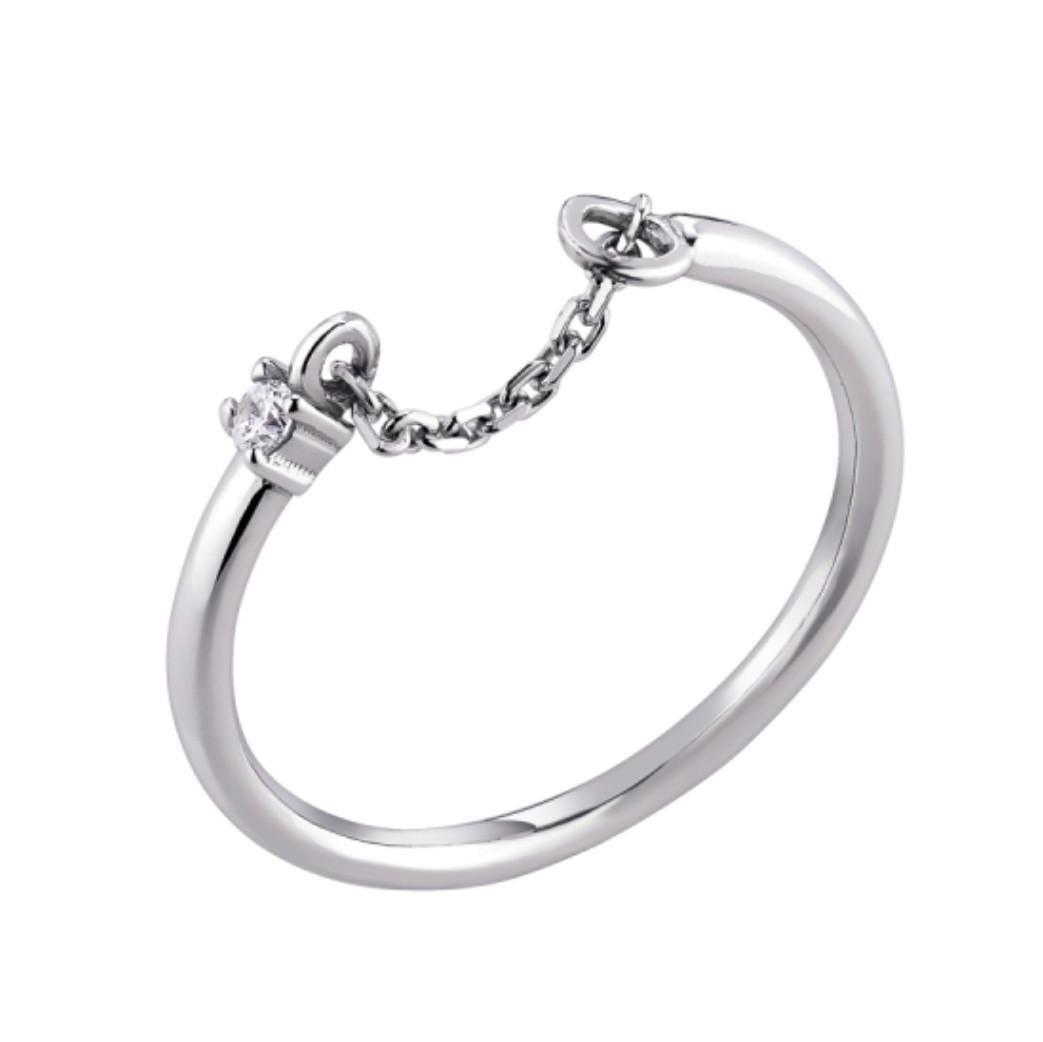 Кольцо с цепочкой и белым камнем серебро 925 пробы родированное 1,27 г р. 17,5 (лк0388р)