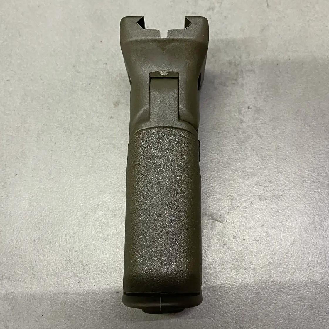 Рукоятка переноса огня DLG Tactical DLG-048 на Picatinny складная Олива (242254) - фото 5 Рукоятка переноса огня DLG Tactical DLG-048 на Picatinny складная Олива (242254) - фото 5