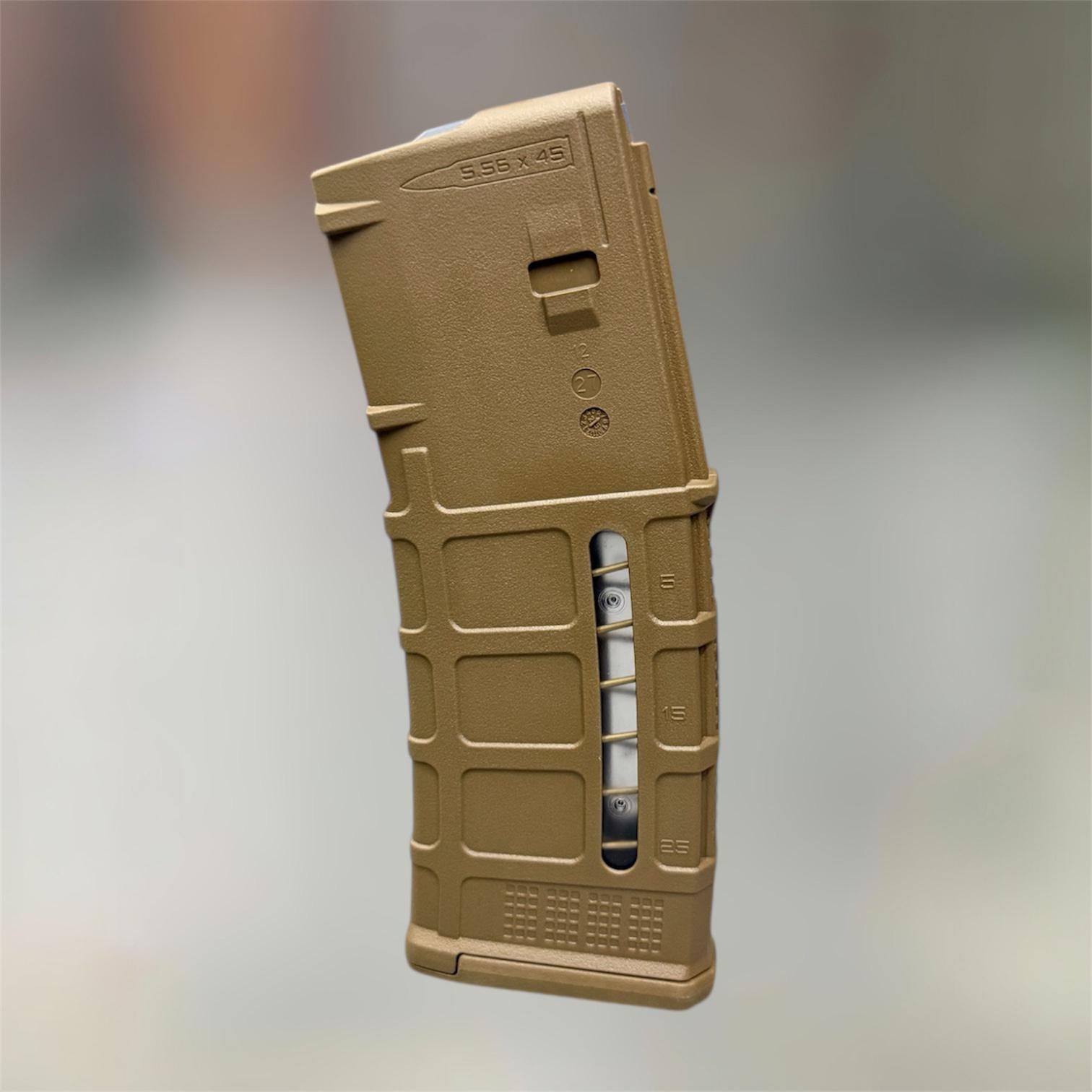 Магазин Magpul для AR15 с окном на 30 патронов PMAG 30 GEN M3 AR/M4 5.56x45 мм .223 Remington Coyote (MAG556)