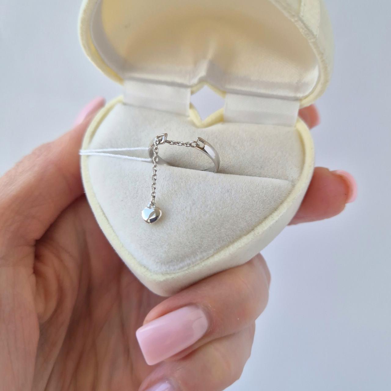 Срібна каблучка із Ланцюжком та Сердечком р. 16,5 925 проби родоване 1,35 г (81767) - фото 5 Срібна каблучка із Ланцюжком та Сердечком р. 16,5 925 проби родоване 1,35 г (81767) - фото 5