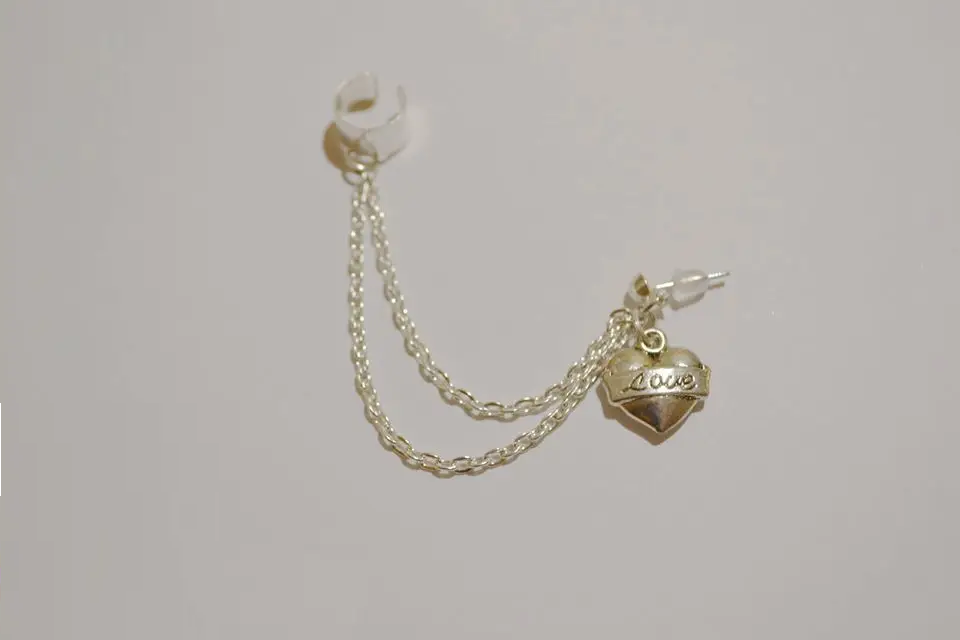 Сережка каф серце 1 шт. Сріблястий (1135158487)