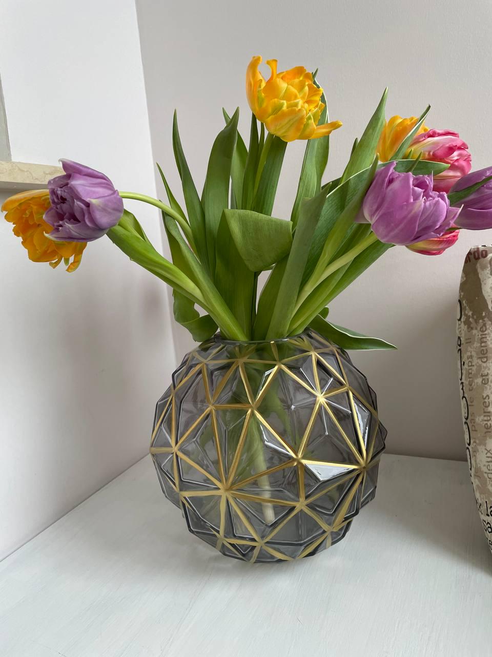 Ваза с геометрической золотой росписью круглая стеклянная (AWN-00449)