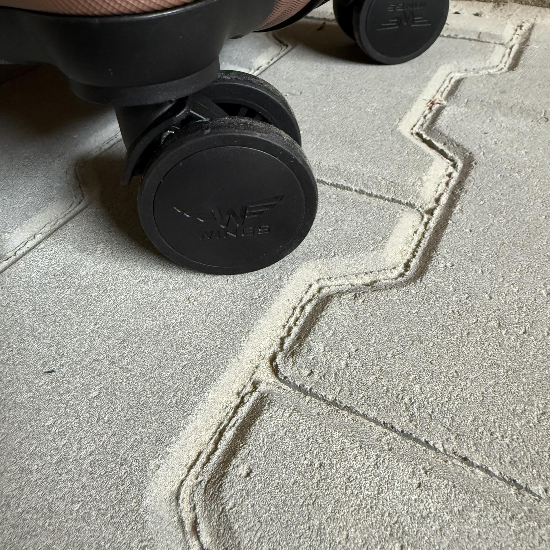 Валіза Wings PEA01 дорожня М Рожеве золото (26557322) - фото 8 Валіза Wings PEA01 дорожня М Рожеве золото (26557322) - фото 8