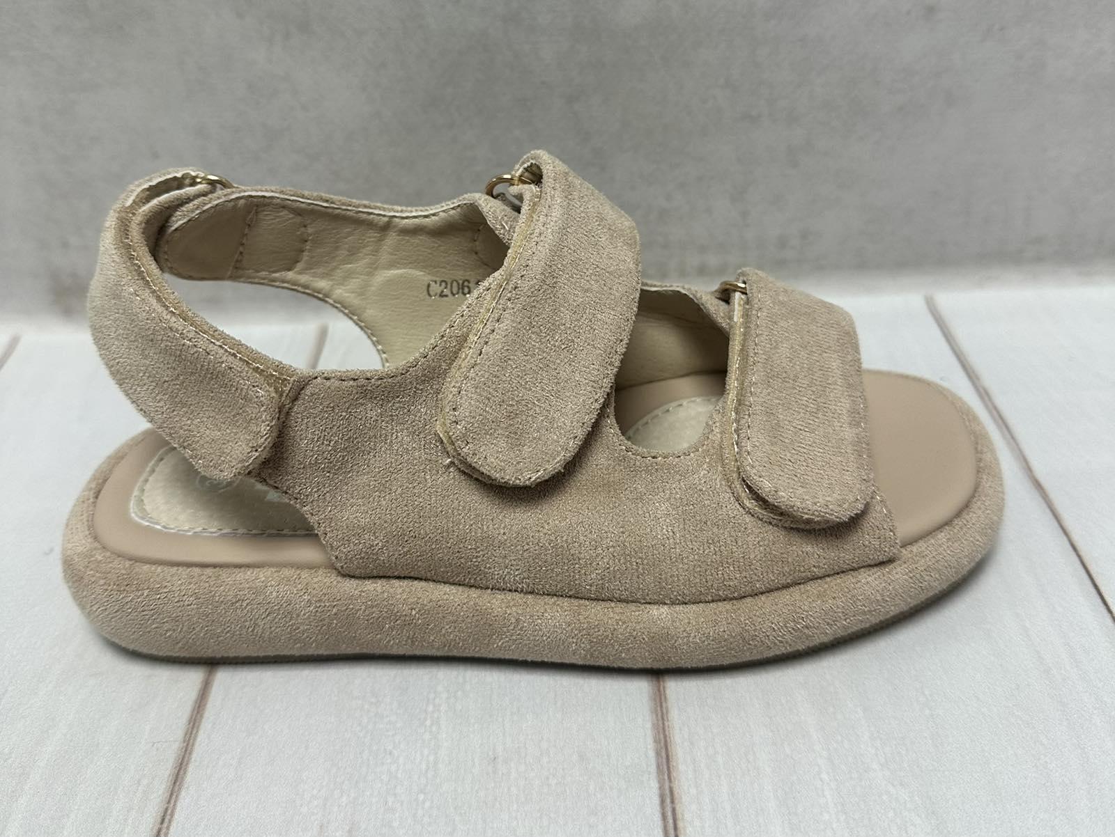 Босоніжки дитячі Jong Golf для дівчинки Бежевий р. 32 21 cм