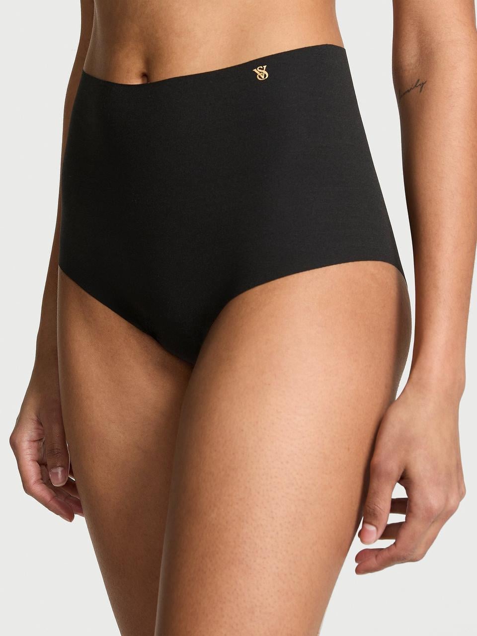 Трусики женские Victoria's Secret No-Show Modern Brief M Черный (86799837523) Трусики женские Victoria's Secret No-Show Modern Brief M Черный (86799837523)