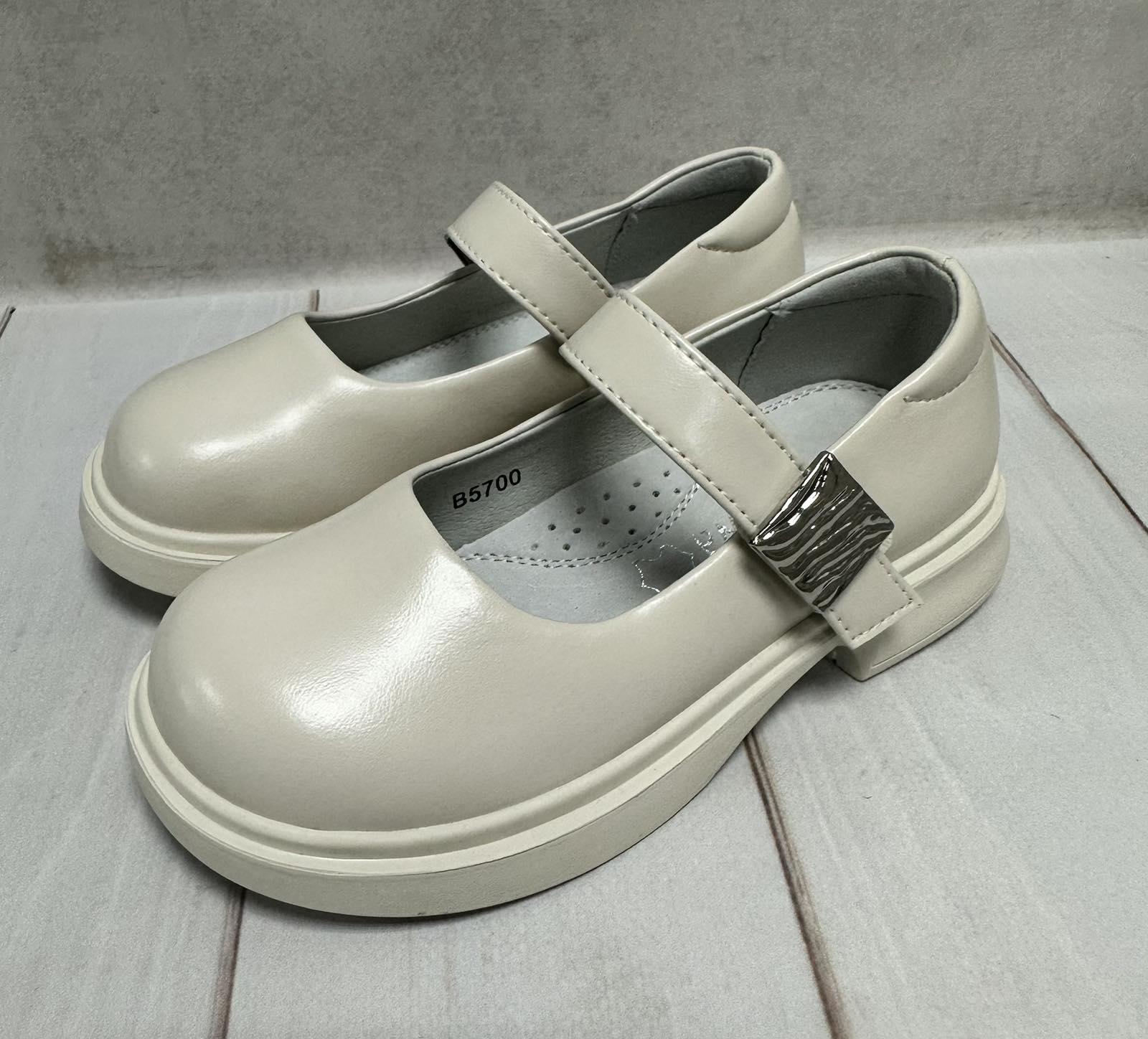 Туфлі шкіряні дитячі Apawwa для дівчинки р. 31 19,6 см Бежевий - фото 8