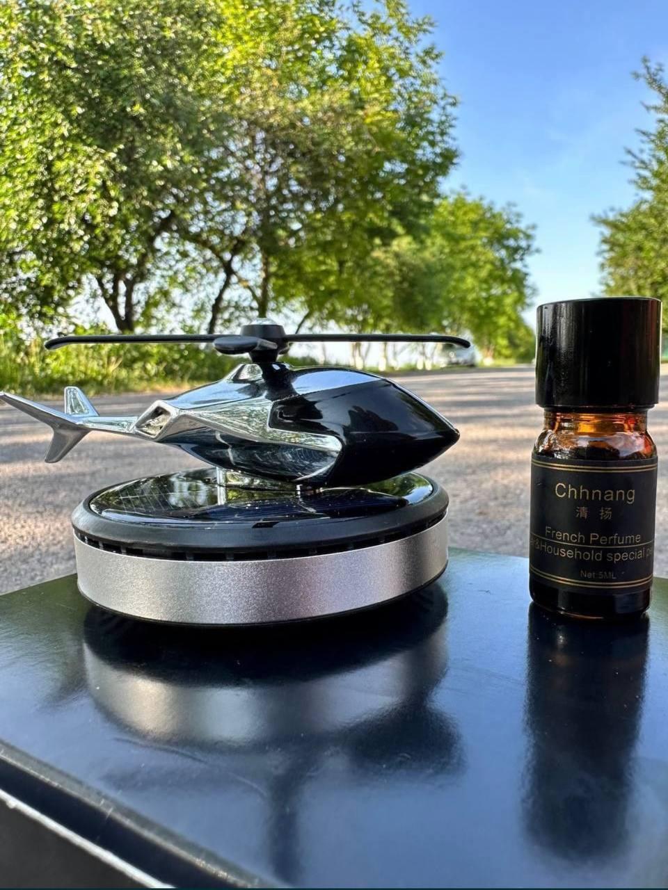 Ароматизатор для авто Вертоліт на сонячній батареї в подарунковій упаковці Silver (qbv-fel-b5i) - фото 4