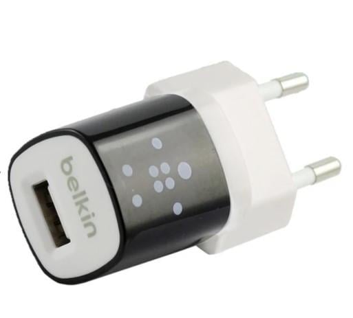 Зарядний пристрій Belkin для iPhone 5 мережевий Black/White