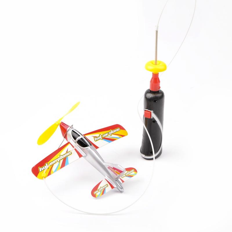 Игрушечный аэроплан на веревке Na-Na IM45