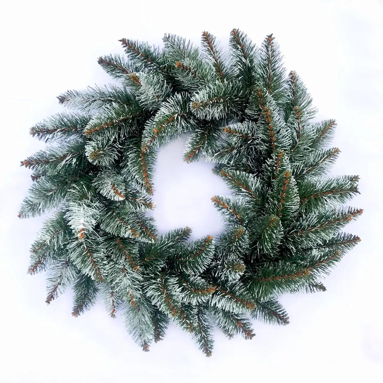 Вінок новорічний Elegant з білими кінчиками 50 см (322/50/GW) - фото 1