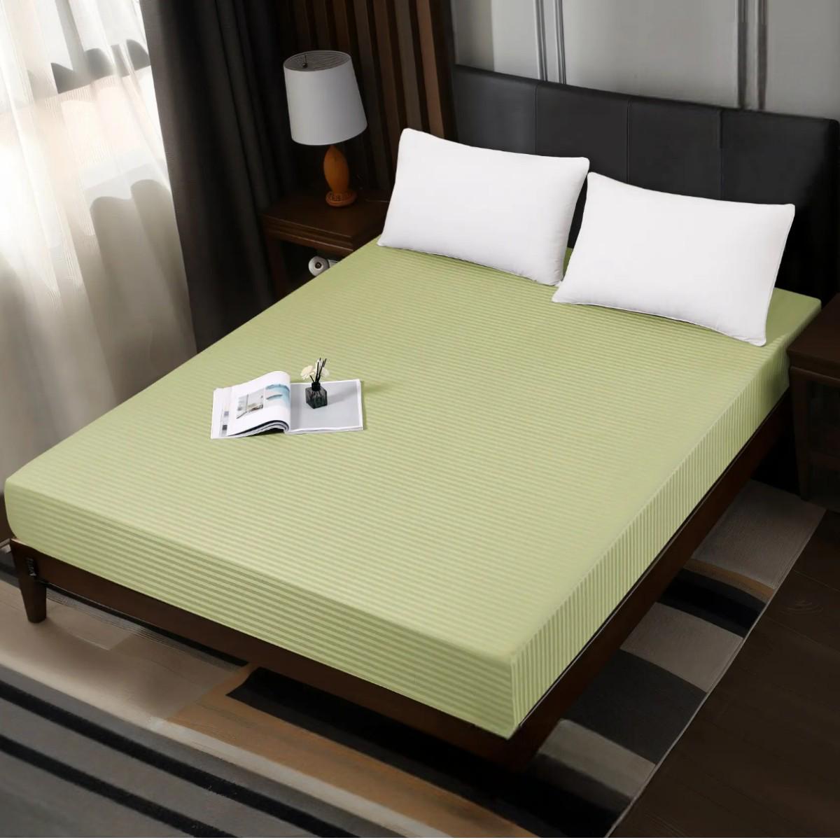 Простынь на резинке Koloco 160х200/25 см Зеленый (40183)