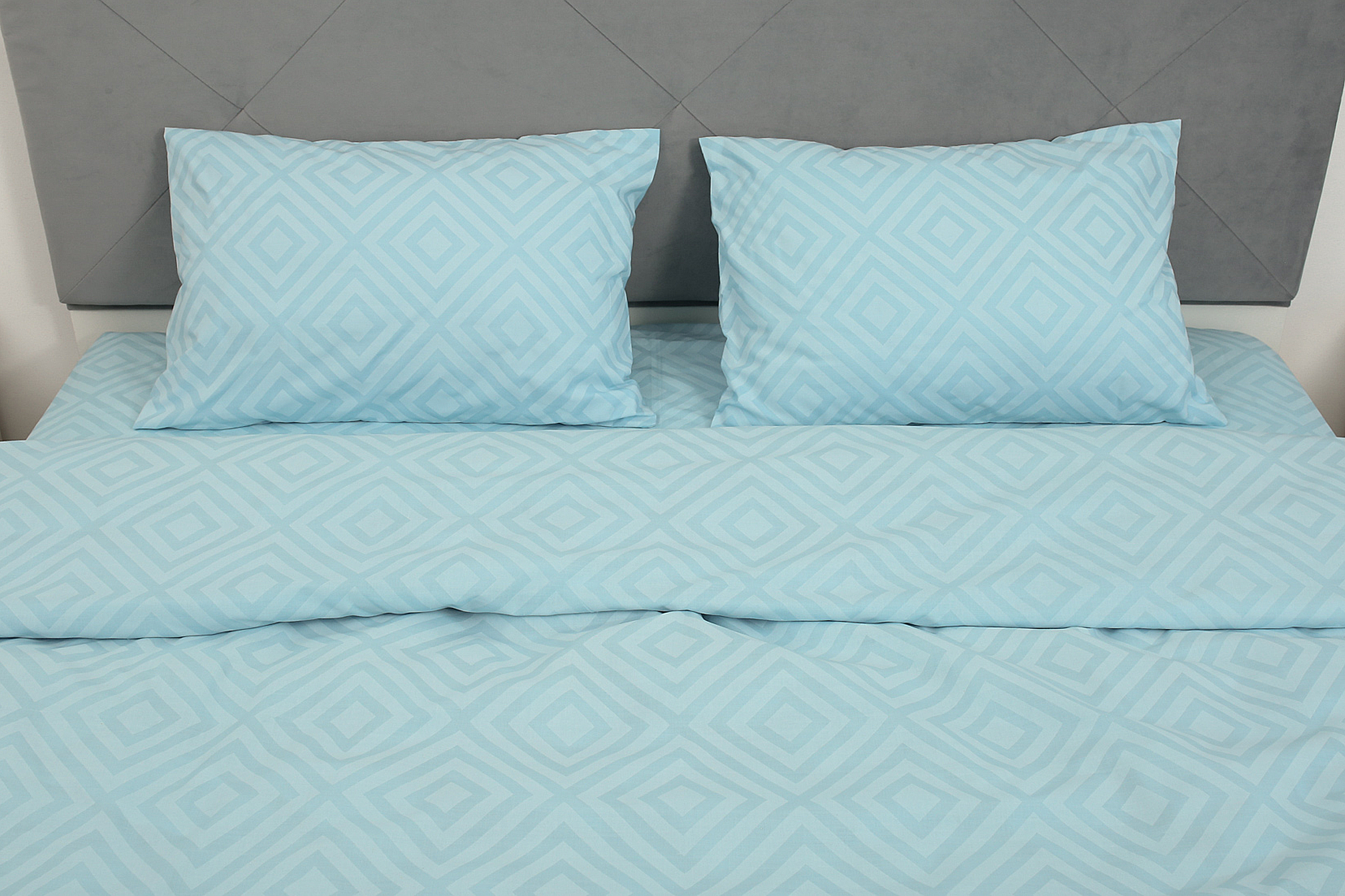 Комплект постільної білизни євро Amore Glux-146 бязь Блакитний (KPB-Ae-Glux-146blue(50x70) - фото 3 Комплект постільної білизни євро Amore Glux-146 бязь Блакитний (KPB-Ae-Glux-146blue(50x70) - фото 3