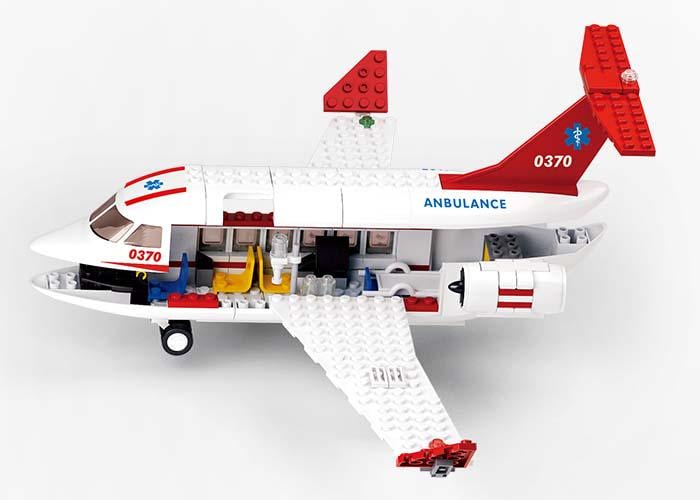 Конструктор Sluban M38-B0370 Літак швидкої допомоги 335 деталей 4 фігурки - фото 3 Конструктор Sluban M38-B0370 Літак швидкої допомоги 335 деталей 4 фігурки - фото 3