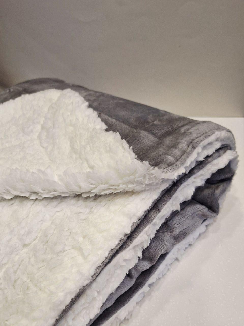 Плед двухсторонний на овчине MIULEE 150x200 см Серый с белым (1350) - фото 4 Плед двухсторонний на овчине MIULEE 150x200 см Серый с белым (1350) - фото 4
