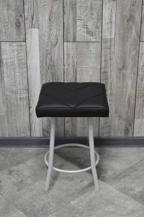 Табурет кухонний Tutty+ Ромб 30х30х45 см Чорний/Білий (28374537)