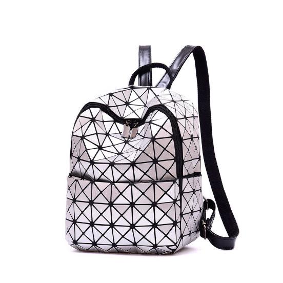 Жіночий рюкзак Geometric 30х24 см Silver (31329)